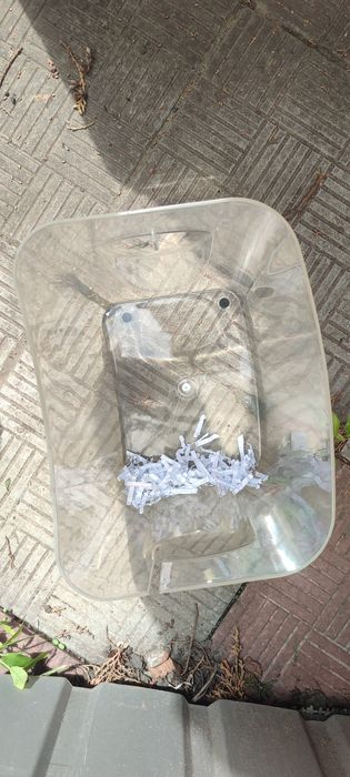 Продам знищувач документів.