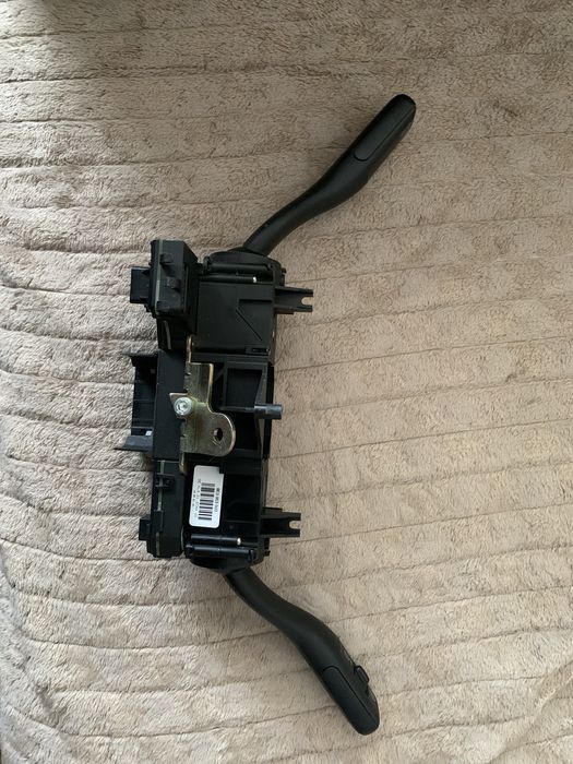 Підрульовий перемикач(Гітара)Audi a4b6