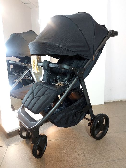 Коляска прогулка 2025 року CARRELLO BRAVO PU шоурум Курьер