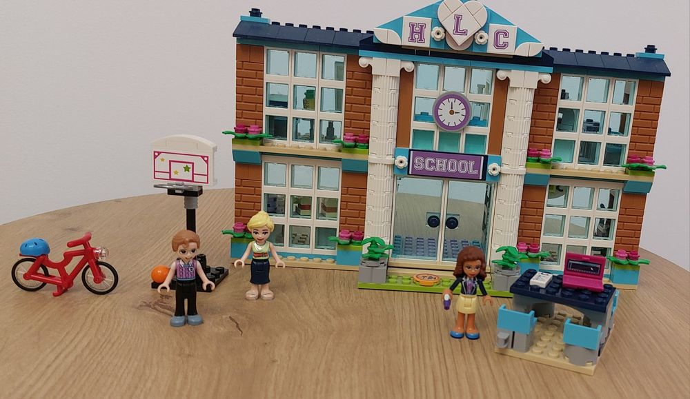 Lego friends 41682 szkoła