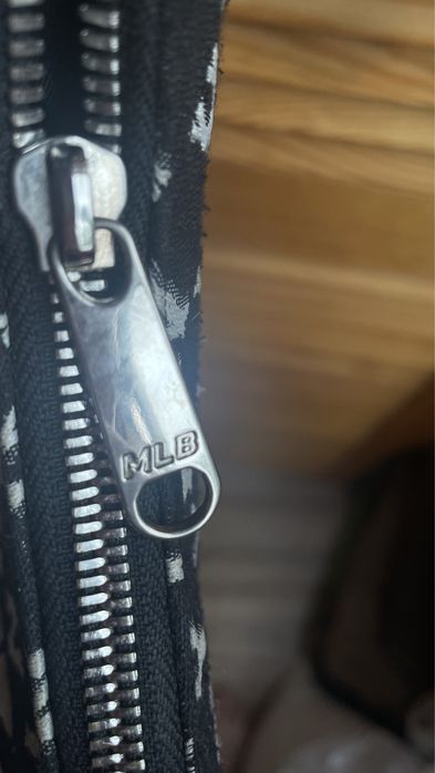 Продам сумочку MLB міні