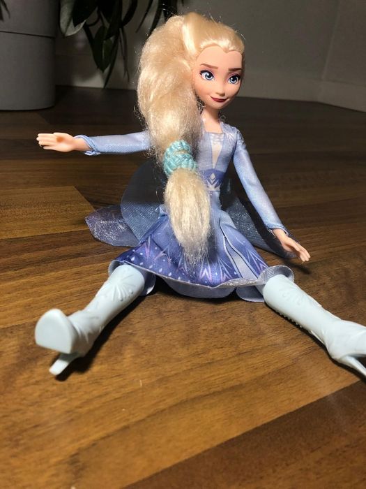 Lalka Elza z ubraniem Kraina Lodu