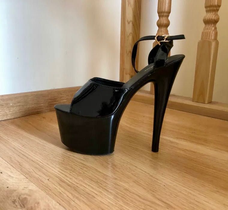 32/ OD RĘKI 37 Szklanki szpilki sandały gogo platformy 17cm czarne