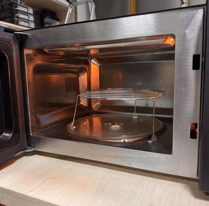 Мікрохвильова піч Gorenje GMO 20 DGB