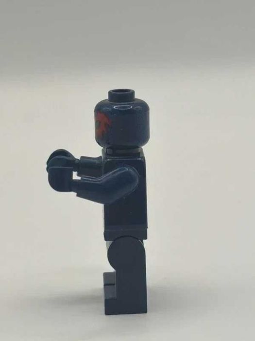 Figurka Lego spiderman 2099