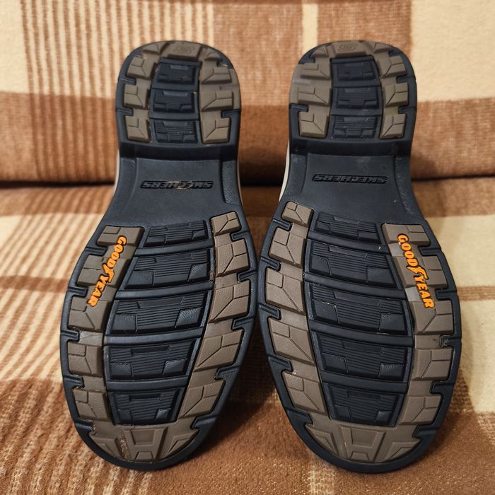 Чоловічі черевики Skechers