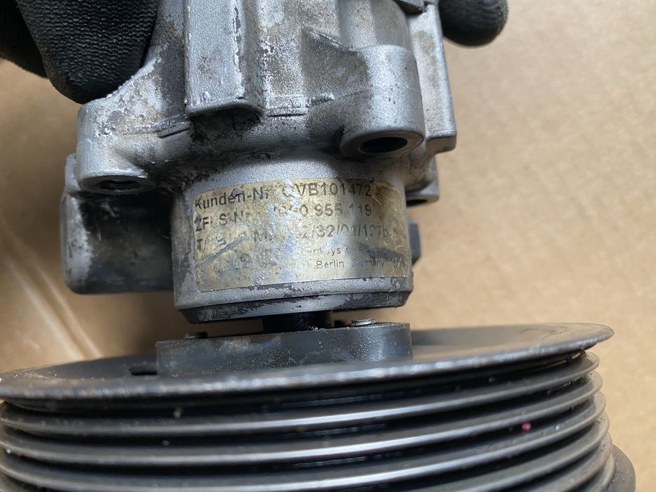 Land Rover Freelander 1 2.5 V6 pompa wspomagania