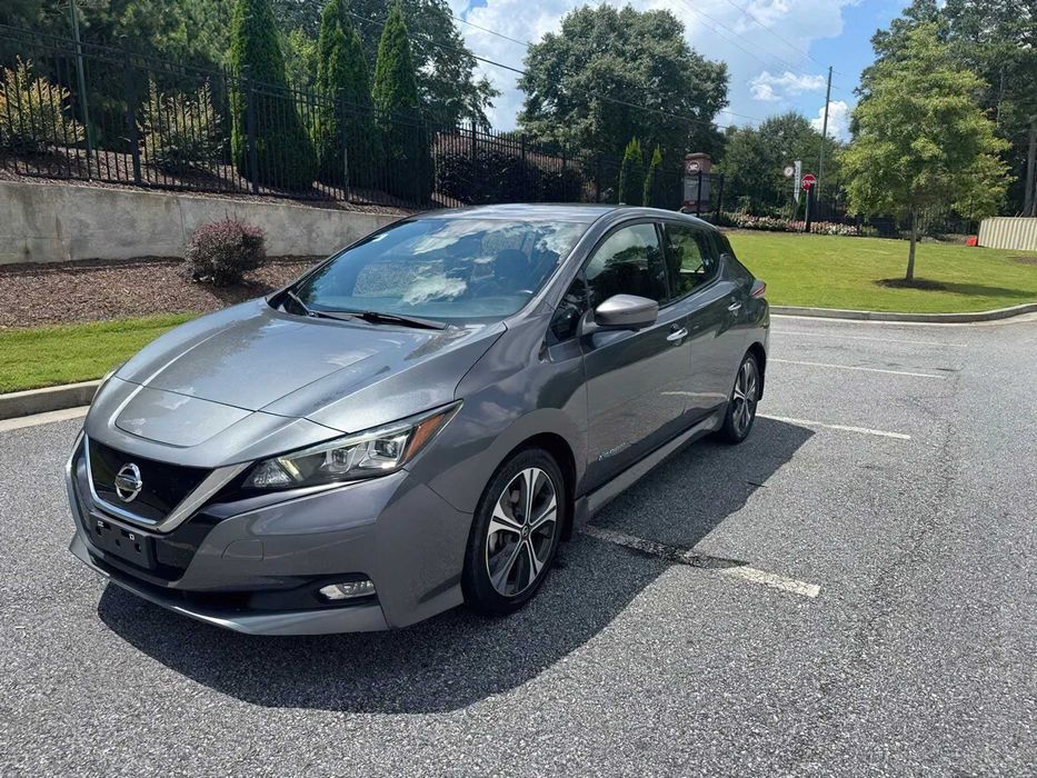 Nissan LEAF SL      2018
