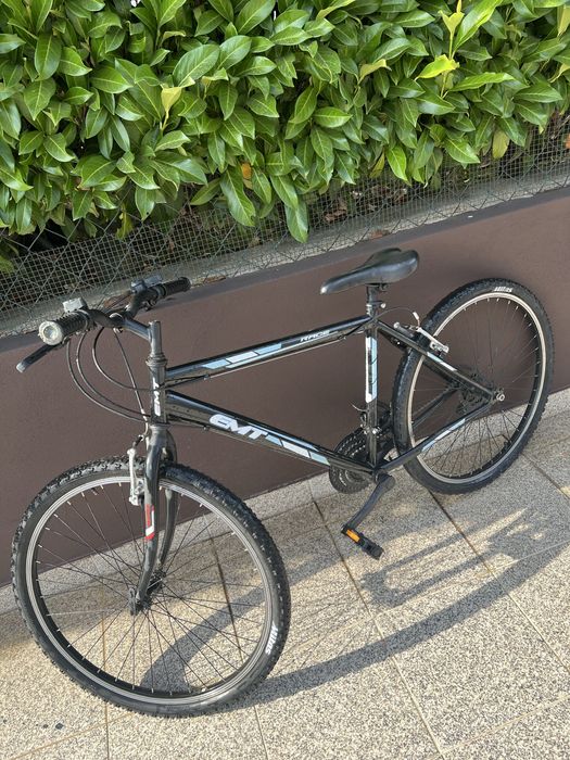 Bicicleta EMT Nova quase sem uso
