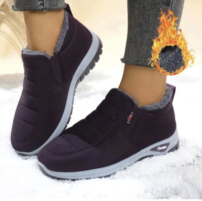 Жіночі короткі боти, різні моделі