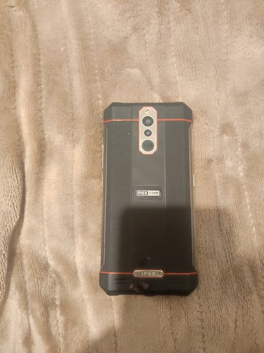 Продам телефон maxcom ms 571