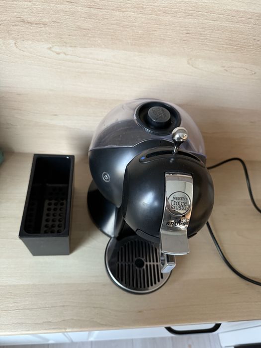 Ekspres do kawy KRUPS dolce gusto na kapsulki