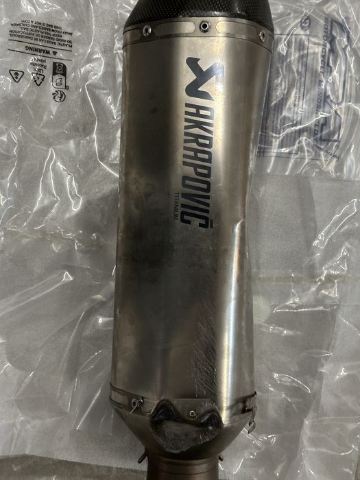 Akrapovic S1000rr / HP4 Competition