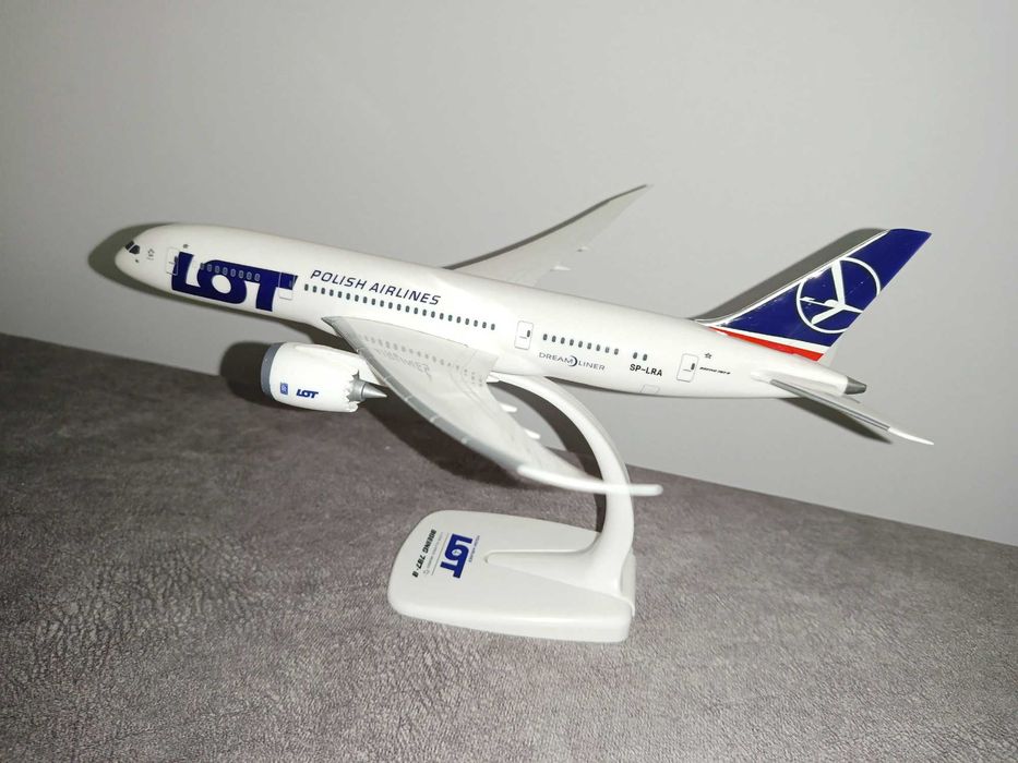 Model samolotu LOT Boeing Polish Airlines 787-8