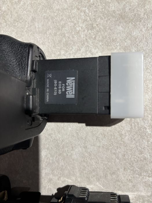 Newell BG-E13/ grip canon 6D