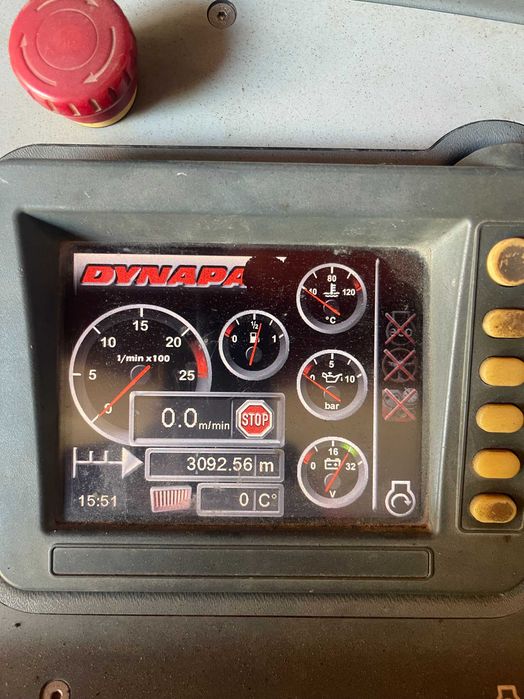 Rozściełacz do asfaltu DYNAPAC SD2500C DODATKOWE POSZERZENIA 2x0.75 m