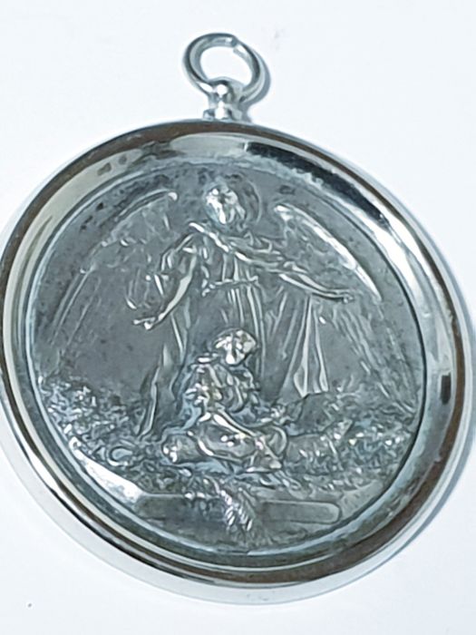 Vintage pendente de Anjo da Guarda grande em metal com placa em prata