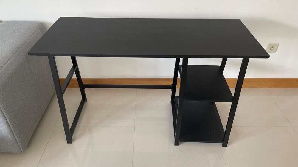 Secretária Com Prateleiras Preto