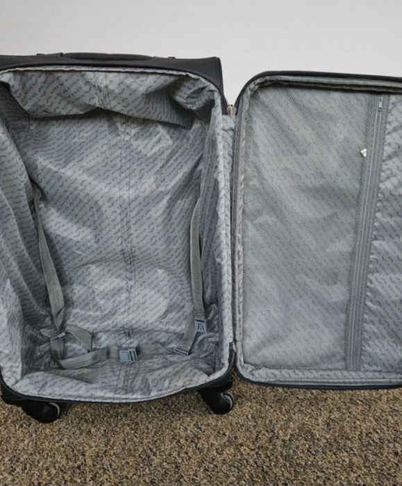 Walizka  na kółkach Wings