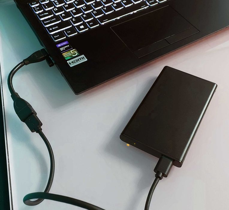 Dysk 1 TB USB 3.0 - zewnętrzny firmy HGST (Hitachi) - 7200rpm