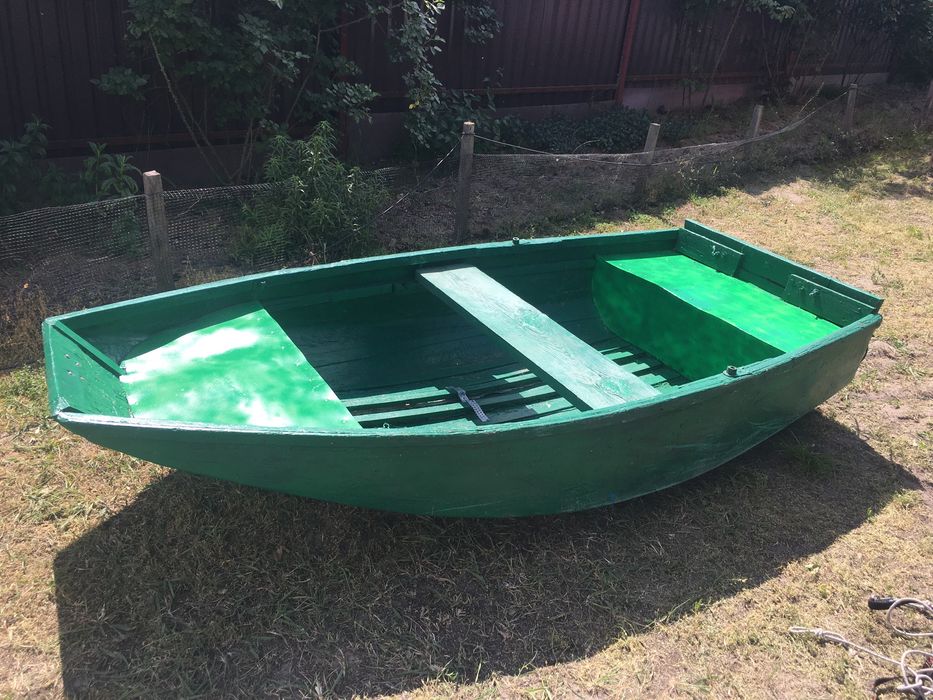 Лодка човен на прокат в оренду аренда мотор доставка