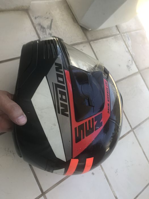 Capacete integral marca Nolan