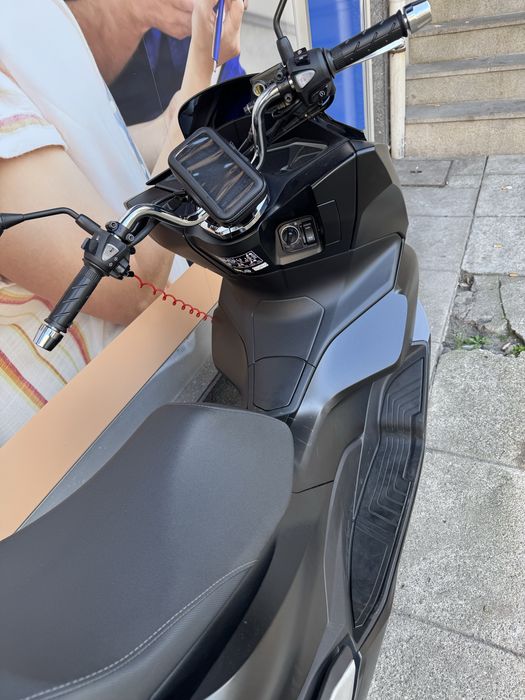 Pcx 2025 com 14000 km