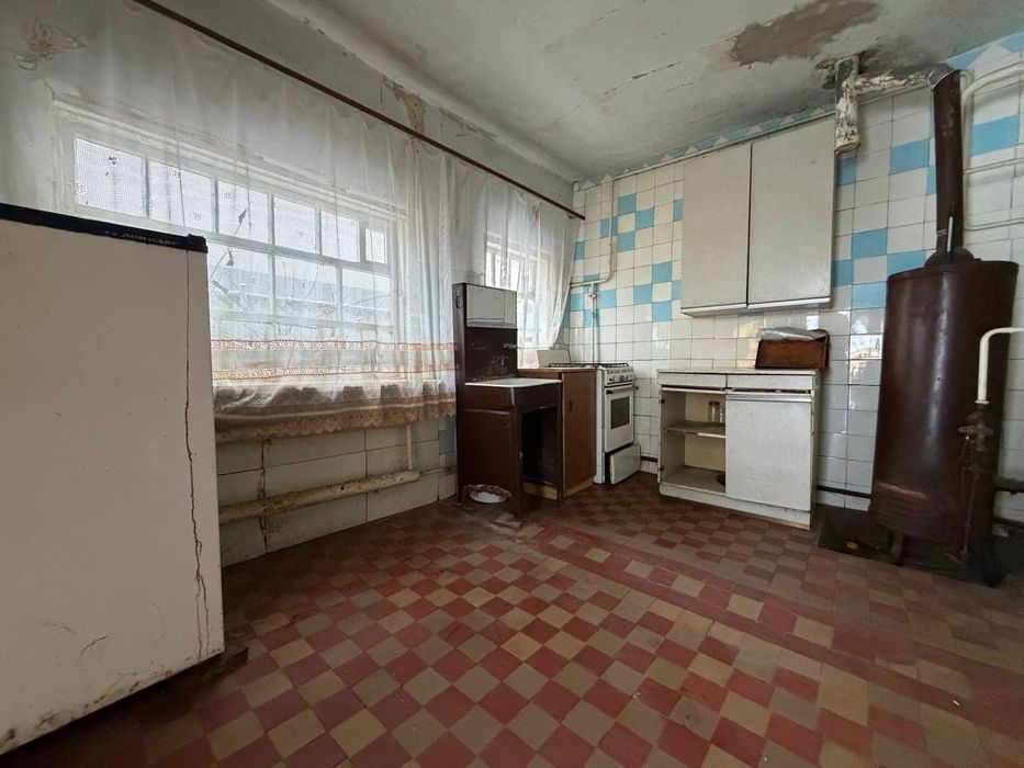 Терміново! Продам будинок з меблями і технікою у Вінниці