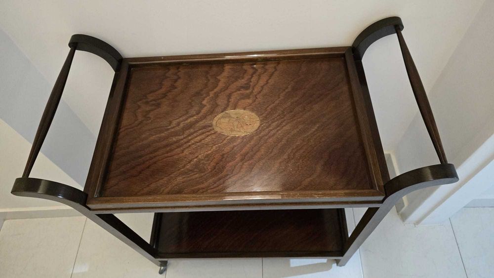 Carrinho de chá inglês em mogno polido