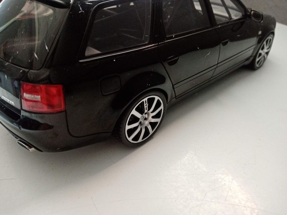 Miniaturas de carros 1.18