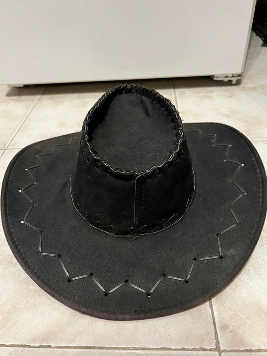Chapéu estilo cowboy