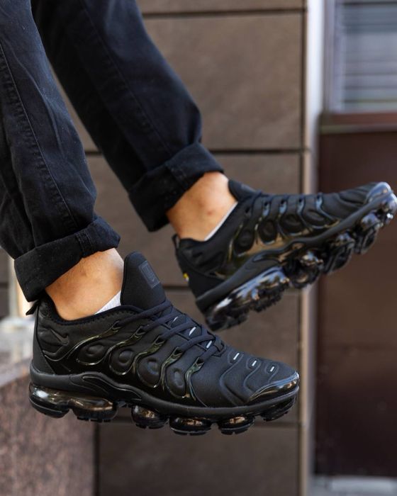 Nike Air VaporMax Plus Black