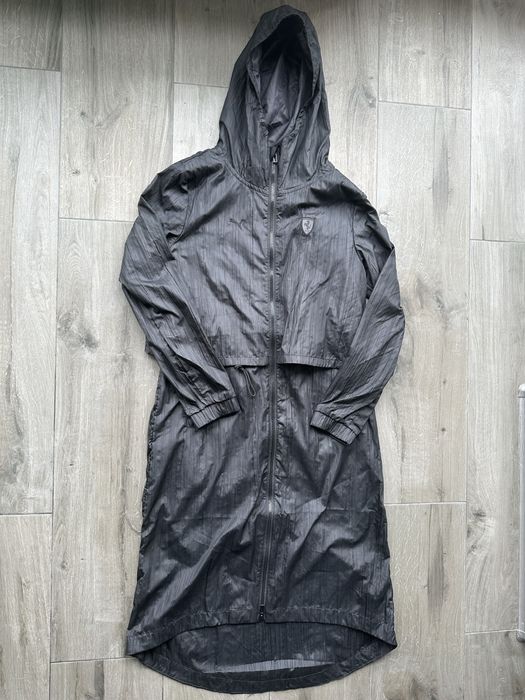 Плащ Puma Ferrari