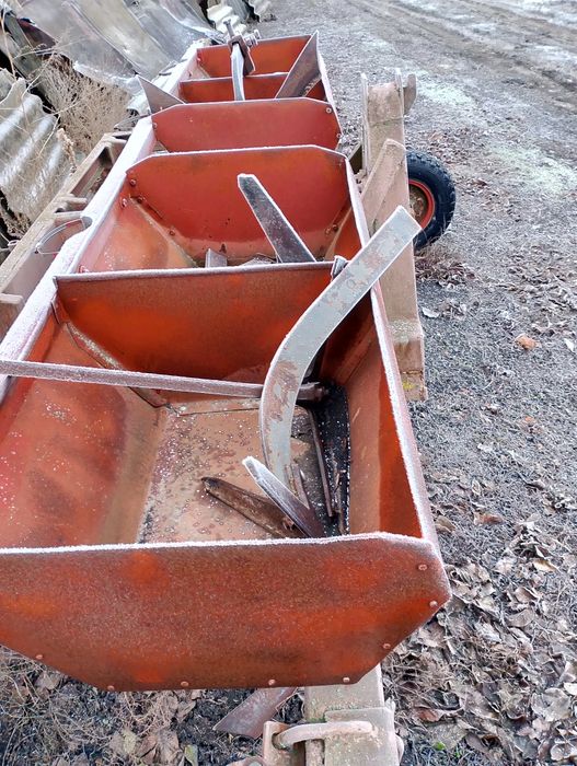 Мотига картоплесаджалка