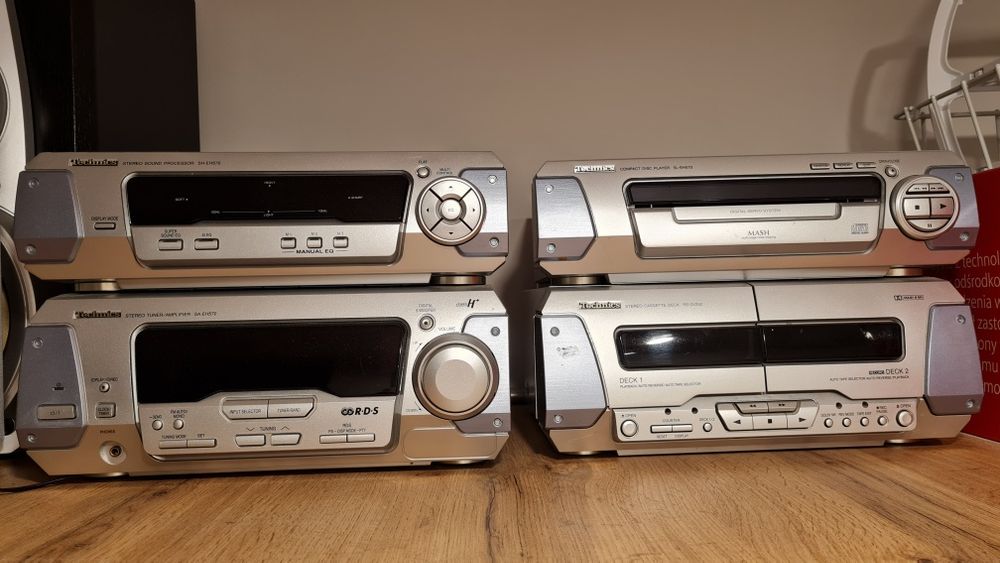 Wieża stereo Technics SH-EH 570.     120 Watt