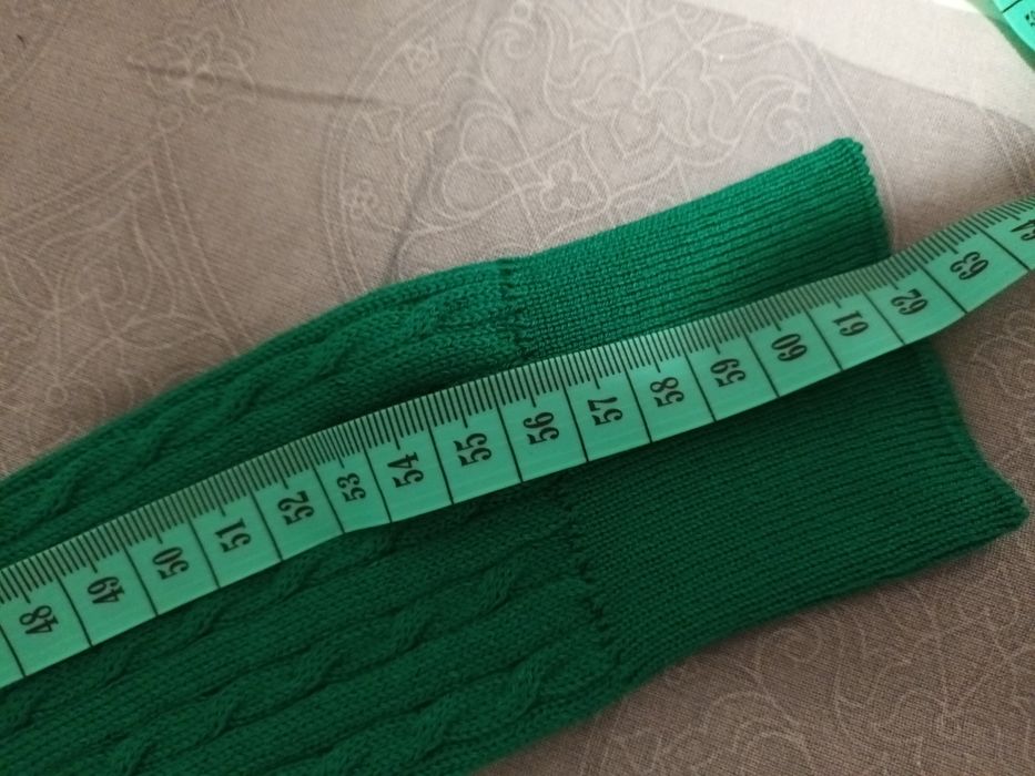 Śliczny zielony sweterek Tommy Hilfiger