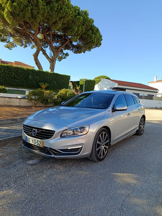 Volvo V60 D6 pluy in híbrido 285cv