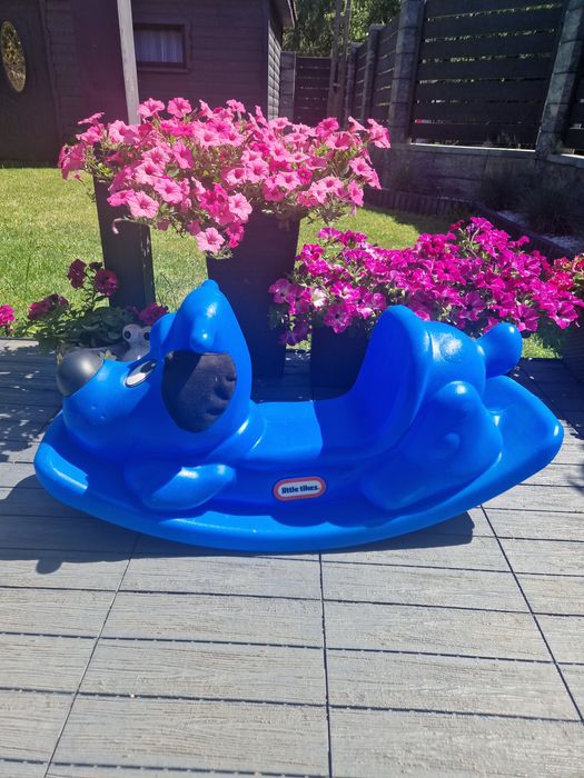 Little bujak piesek jak nowy hustawka