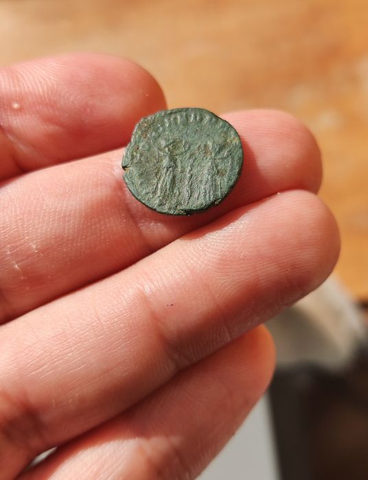 4 moedas romanas bonitas