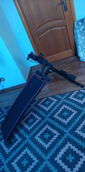 Ławka treningowa skośna do brzuszków