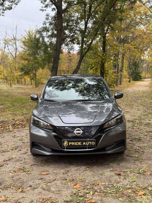 Автомобіль єлектричний Nissan Leaf