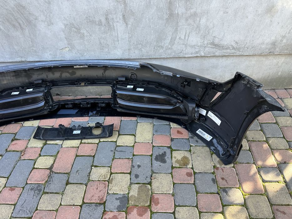 Porsche Taycan Cross 4s бампер пердній бампера наявність 9J0807221F