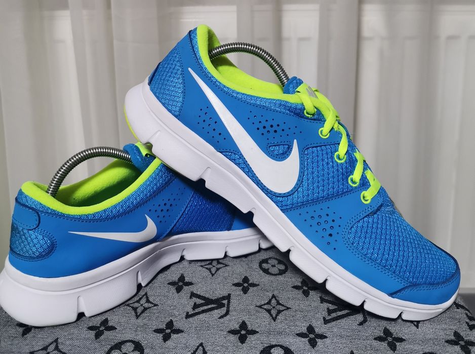 Женские Кроссовки Nike Flex Experience. Оригинал.