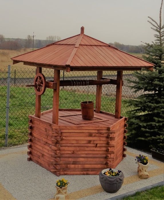 Studnia ogrodowa, obudowa studni dekoracyjna