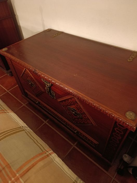 Arca madeira maciça