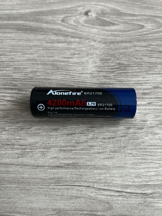 Продам ліхтарик Alonefire