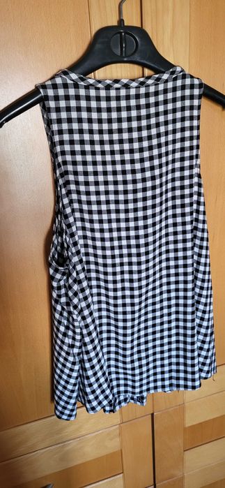 Camisa xadrez preta e branca manga cava Mango