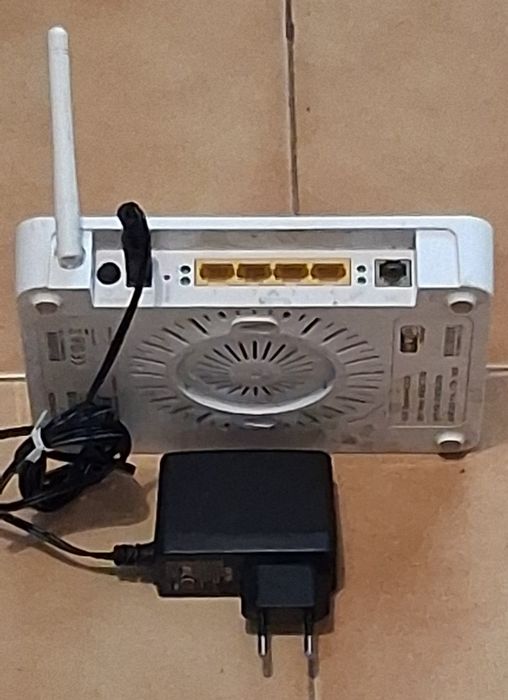 Modem e router Thomson