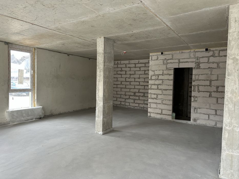 Комерційне приміщення у зданому будинку ЖК «Грінвуд-4», Брюховичі