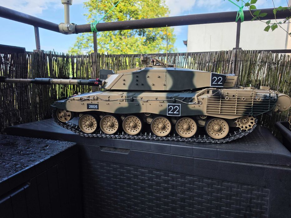 Czołg RC 1:10 Challenger 2
